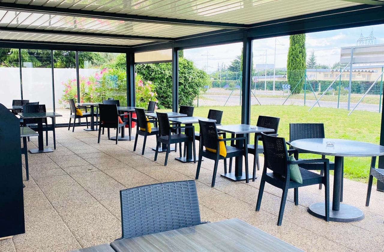 Hotel Campanile Bollene A7 Zewnętrze zdjęcie